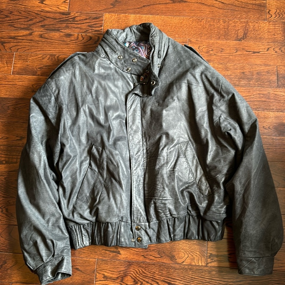 Harry Rosen leather jacket, made in Canada